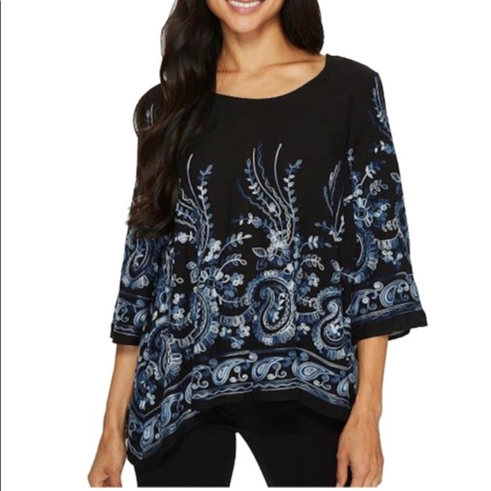 Karen Kane 3/4 Sleeve Embroidered Hip Length Top